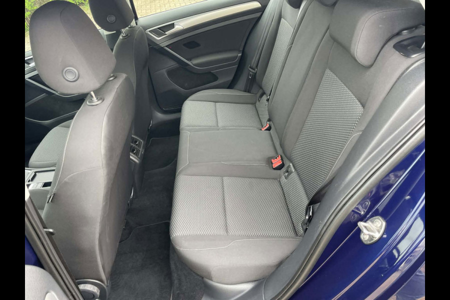 Volkswagen Golf 1.0 TSI Comfortline AUTOMAAT / CarPlay /camera