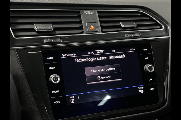 Volkswagen Tiguan 1.4 TSI eHybrid R-Line Business Trekhaak | Adapt. cruise | Opendak | Achteruitrij camera | Stuur-/stoelverwarming | Carplay
