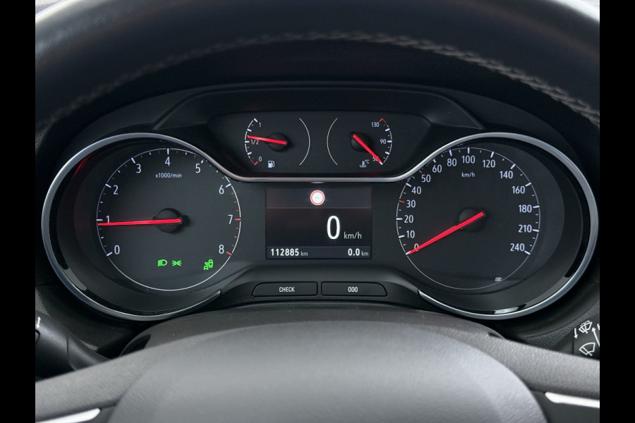Opel Grandland X T131PK Trekhaak AGR Navi Apple Carplay Android 1/2 Leer Cruise Control Pdc ECC Ergocomfort Stoel Business Executive Lmv Privacy Glas Led DAB+ Regen-Lichtsensor Lane Assist 1.400KG Trekgewicht 1e Eigenaar Origineel Nederlandse Auto € 34.000