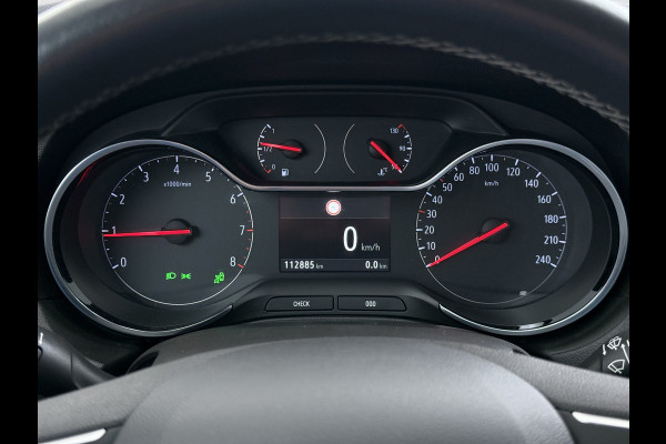 Opel Grandland X T131PK Trekhaak AGR Navi Apple Carplay Android 1/2 Leer Cruise Control Pdc ECC Ergocomfort Stoel Business Executive Lmv Privacy Glas Led DAB+ Regen-Lichtsensor Lane Assist 1.400KG Trekgewicht 1e Eigenaar Origineel Nederlandse Auto € 34.000