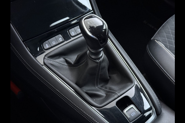 Opel Grandland X T131PK Trekhaak AGR Navi Apple Carplay Android 1/2 Leer Cruise Control Pdc ECC Ergocomfort Stoel Business Executive Lmv Privacy Glas Led DAB+ Regen-Lichtsensor Lane Assist 1.400KG Trekgewicht 1e Eigenaar Origineel Nederlandse Auto € 34.000