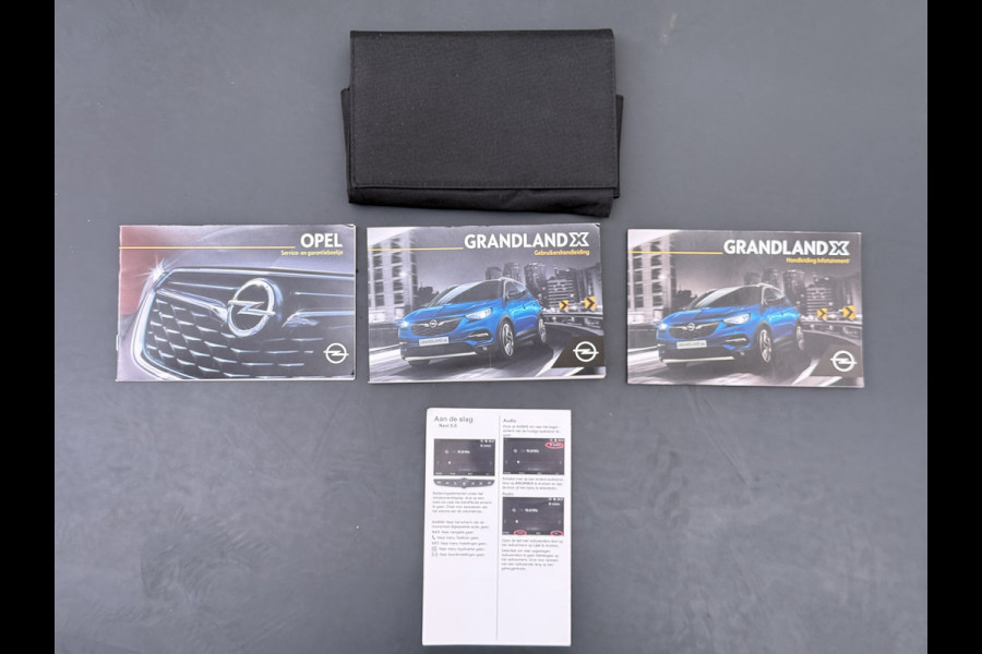 Opel Grandland X T131PK Trekhaak AGR Navi Apple Carplay Android 1/2 Leer Cruise Control Pdc ECC Ergocomfort Stoel Business Executive Lmv Privacy Glas Led DAB+ Regen-Lichtsensor Lane Assist 1.400KG Trekgewicht 1e Eigenaar Origineel Nederlandse Auto € 34.000