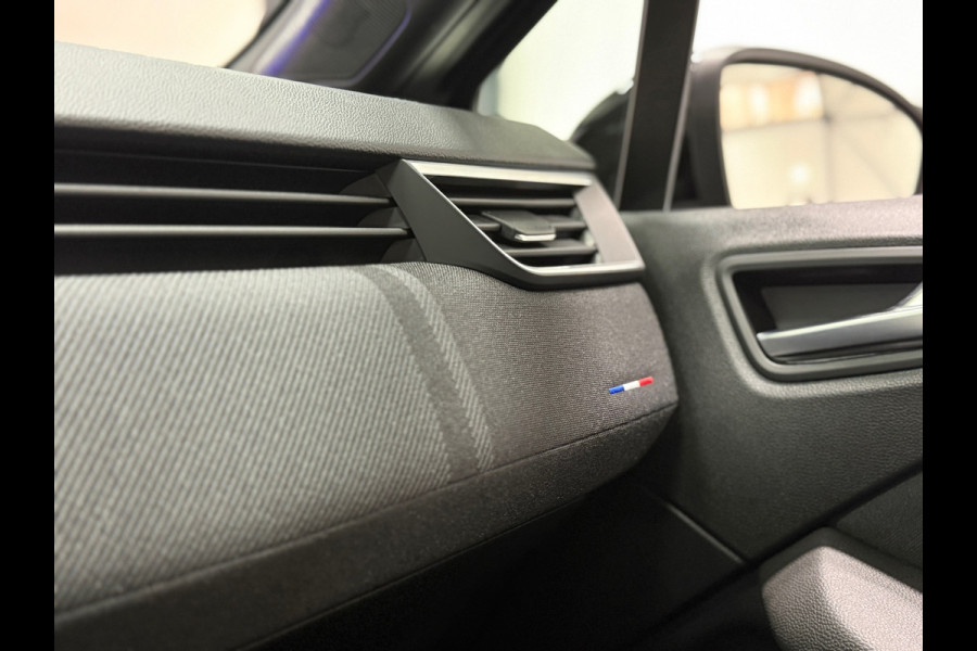 Renault Clio 1.6 E-Tech 145 esprit Alpine Aut.|Digitaal Dashboard 360 Apple Carplay & Android Auto Camera Adaptieve Cruise Control