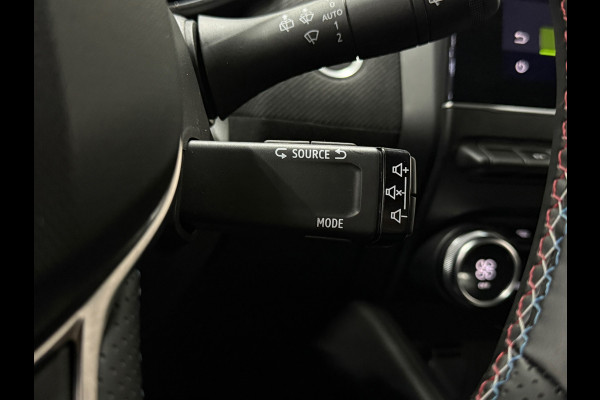 Renault Clio 1.6 E-Tech 145 esprit Alpine Aut.|Digitaal Dashboard 360 Apple Carplay & Android Auto Camera Adaptieve Cruise Control