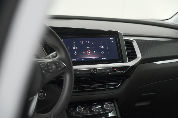Opel Grandland 1.6 Turbo Plug-In Hybrid 225 Ultimate | 360 Camera | Leder Pakket | Elektrische Kofferklep | Adaptieve Cruise Control
