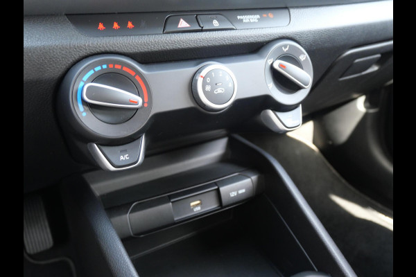 Kia Stonic 1.0 T-GDi MHEV DynamicLine | Camera | Carplay | LM |