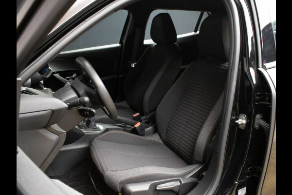 Peugeot 2008 1.2 PureTech Active Pack Sport (APPLE CARPLAY,NAVI,PDC,CLIMATE,CRUISE,LED,BLACK EDITION,SPORTSTOELEN,LM VELGEN)