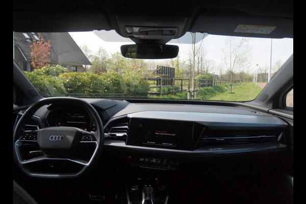 Audi Q4 e-tron 40 S edition 77 kWh | S-Line | Head-Up Display | Camera | ACC | Apple Carplay |