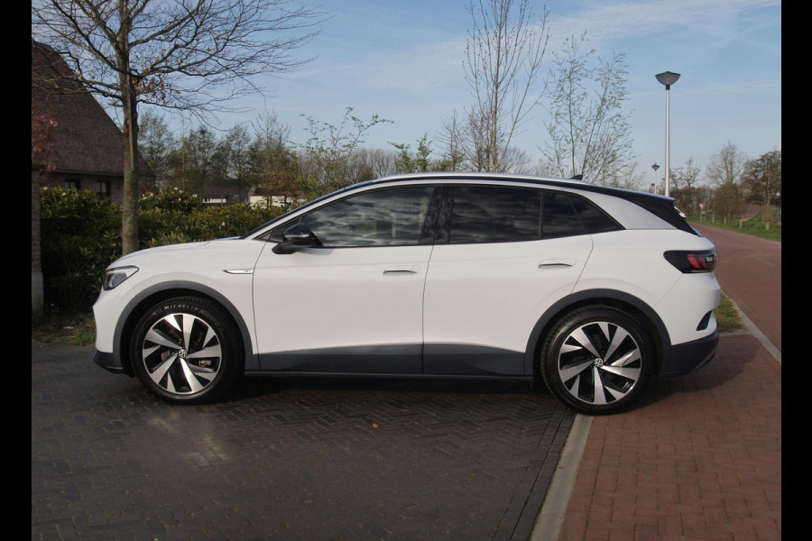 Volkswagen ID.4 Life 77 kWh | Camera | Trekhaak | Sfeerverlichting | Apple Carplay | Cruise Control |