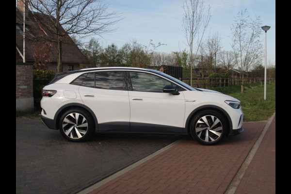 Volkswagen ID.4 Life 77 kWh | Camera | Trekhaak | Sfeerverlichting | Apple Carplay | Cruise Control |