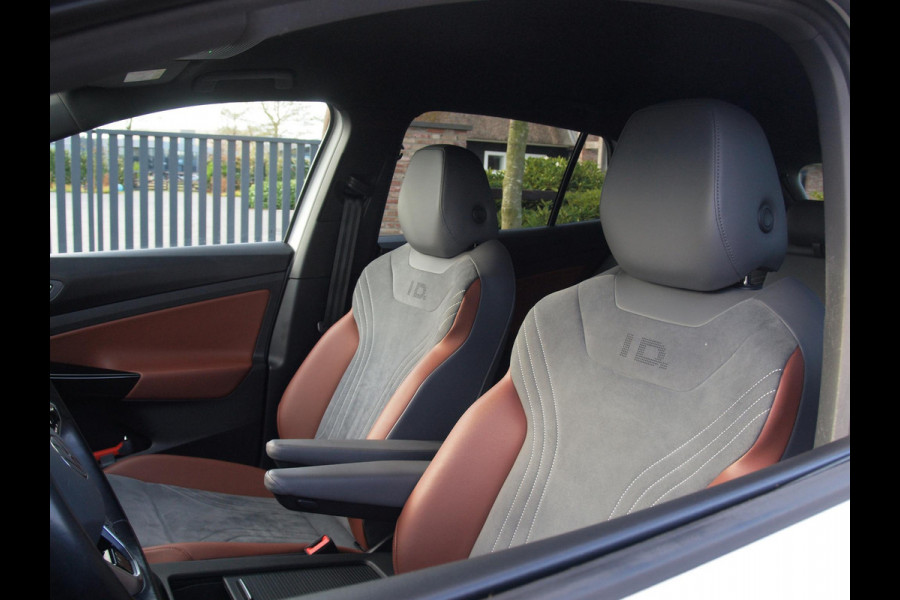 Volkswagen ID.4 Life 77 kWh | Camera | Trekhaak | Sfeerverlichting | Apple Carplay | Cruise Control |