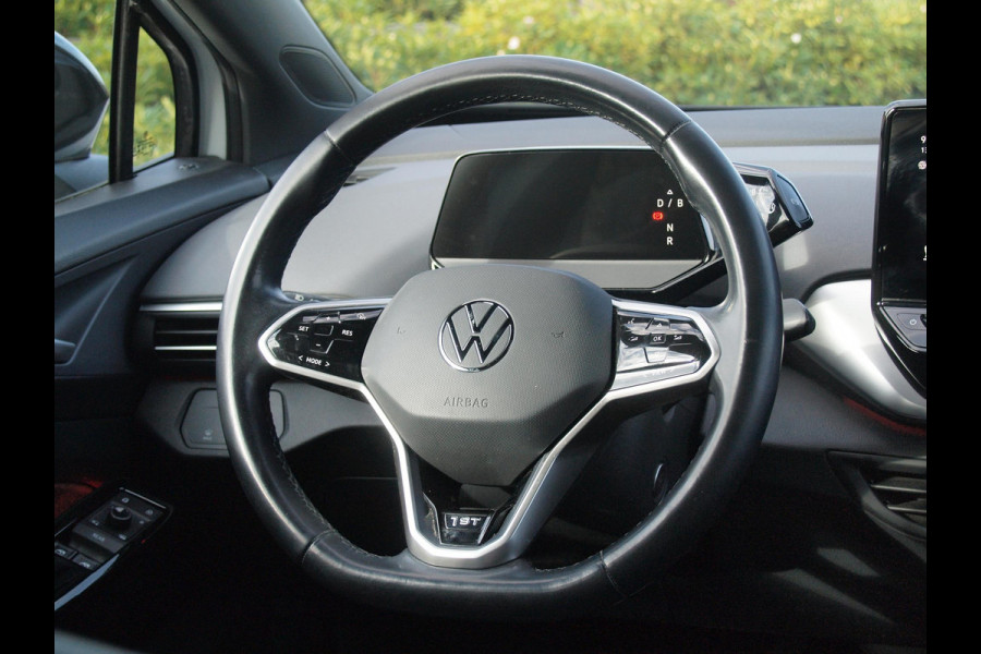 Volkswagen ID.4 Life 77 kWh | Camera | Trekhaak | Sfeerverlichting | Apple Carplay | Cruise Control |