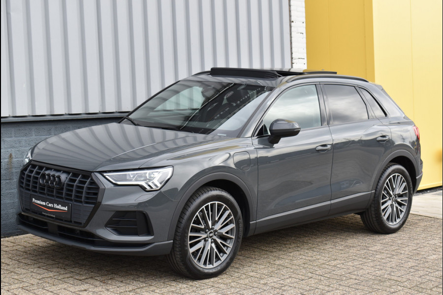 Audi Q3 45 TFSI e S-Line 245 Pk Pano Memory Vol Leder Full Led Keyless Camera 19 Inch