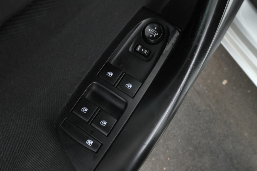 Opel Astra Sports Tourer 1.6 CDTI Business Automaat, Stoelverwarming, Climate