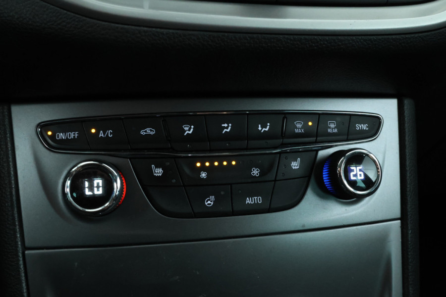 Opel Astra Sports Tourer 1.6 CDTI Business Automaat, Stoelverwarming, Climate