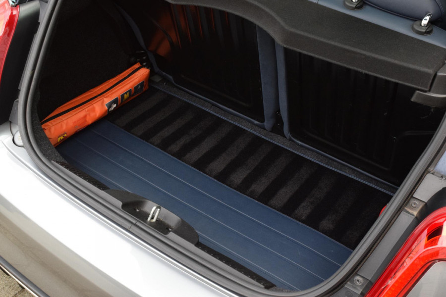 Abarth 500 695 180pk Rivale|Limited edition|Dak|Beats|Akra