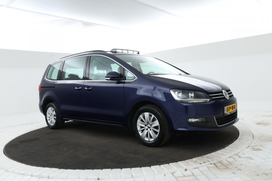 Volkswagen Sharan 1.4 TSI Exclusive Series Panorama, Navigatie, climate,