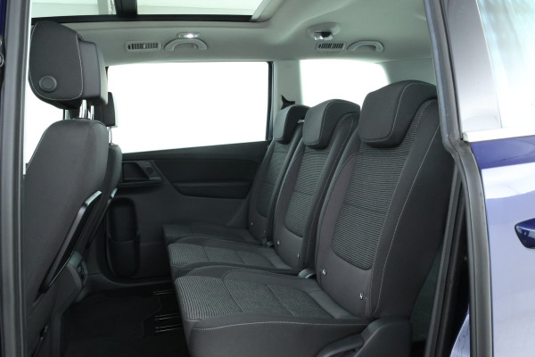 Volkswagen Sharan 1.4 TSI Exclusive Series Panorama, Navigatie, climate,