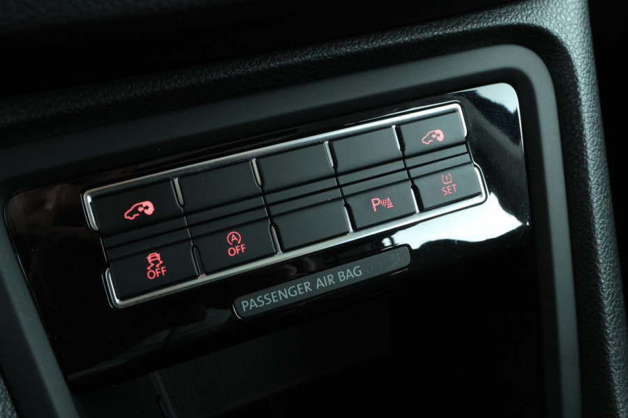 Volkswagen Sharan 1.4 TSI Exclusive Series Panorama, Navigatie, climate,