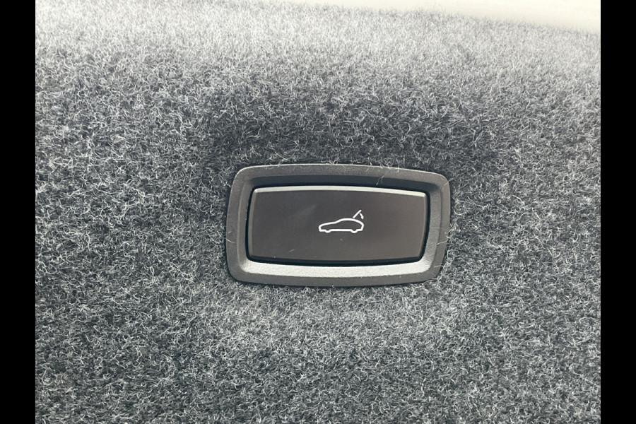 Porsche Taycan Performance 84 kWh Incl.BTW Carplay Camera 3Fase Bose Leer Led Warmtepomp