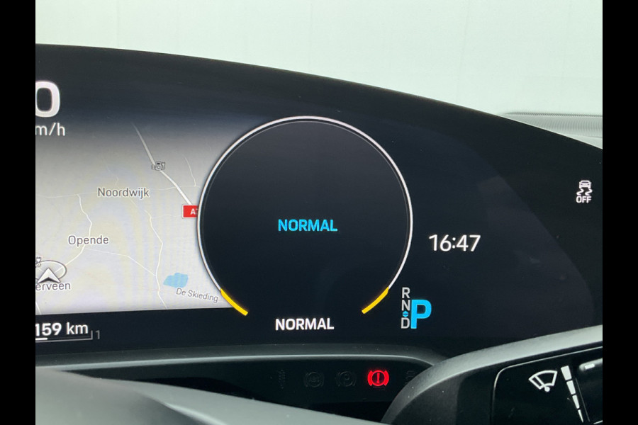 Porsche Taycan Performance 84 kWh Incl.BTW Carplay Camera 3Fase Bose Leer Led Warmtepomp