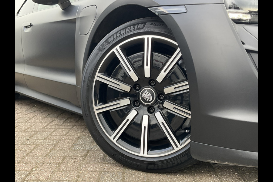 Porsche Taycan Performance 84 kWh Incl.BTW Carplay Camera 3Fase Bose Leer Led Warmtepomp