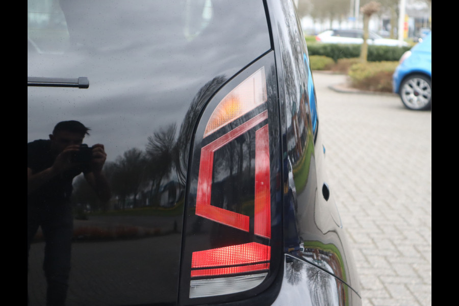 Volkswagen up! 1.0 BMT high up! Airco / 5 deurs / Stoelverw / Elekramen / Lm15''