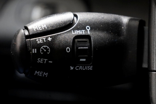 Citroën Berlingo 1.2 PureTech 130pk Benzine Automaat Airco/Navi/Camera/2x Schuifdeur 11-2020