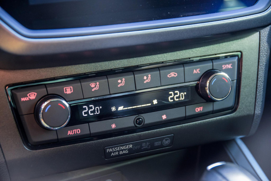 Seat Arona 1.0 TSI Style Business Intense | Carplay | Digital Dash | Automaat | Navigatie | Camera