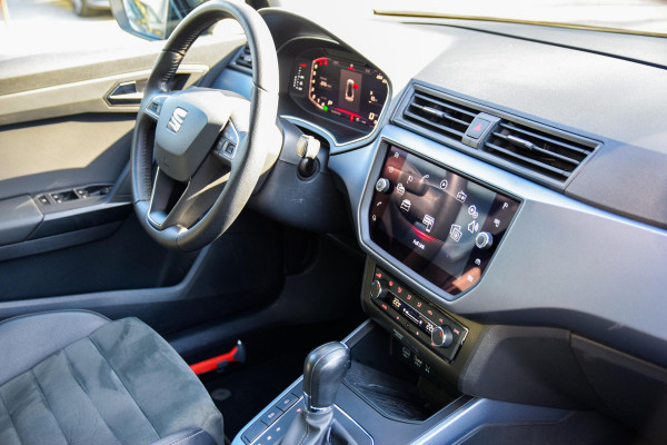 Seat Arona 1.0 TSI Style Business Intense | Carplay | Digital Dash | Automaat | Navigatie | Camera