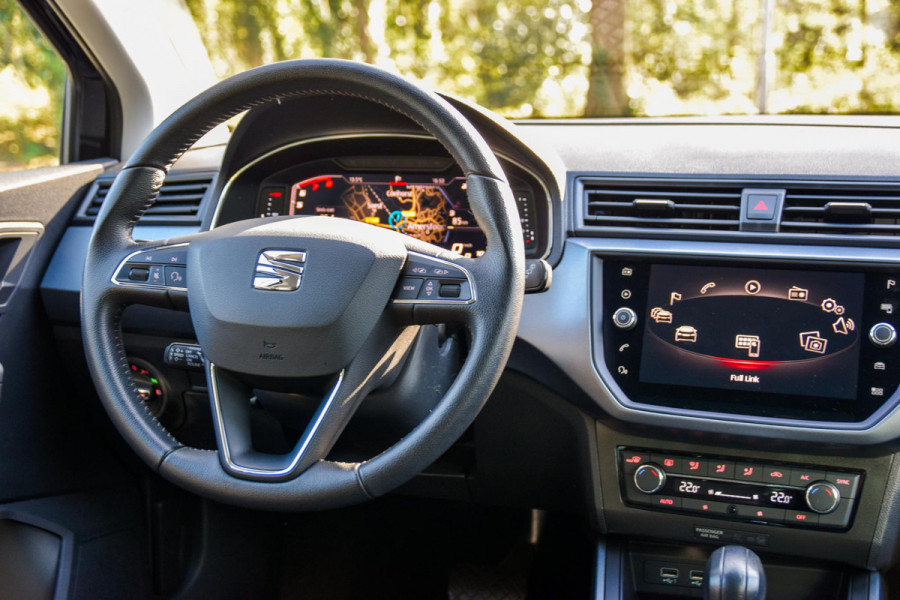 Seat Arona 1.0 TSI Style Business Intense | Carplay | Digital Dash | Automaat | Navigatie | Camera