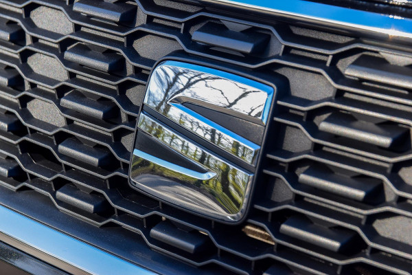 Seat Arona 1.0 TSI Style Business Intense | Carplay | Digital Dash | Automaat | Navigatie | Camera