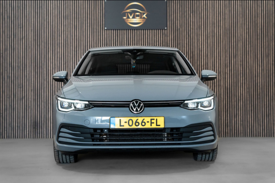 Volkswagen Golf 1.5 TSI Highline IQ CARPLAY CAMERA