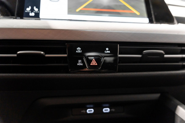 Volkswagen Golf 1.5 TSI Highline IQ CARPLAY CAMERA