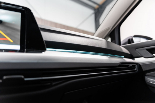 Volkswagen Golf 1.5 TSI Highline IQ CARPLAY CAMERA