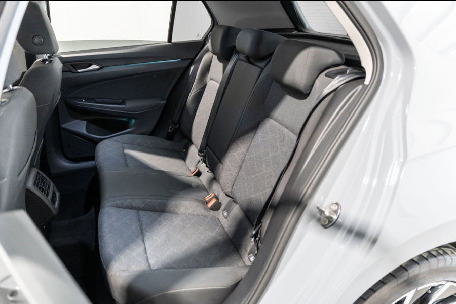 Volkswagen Golf 1.5 TSI Highline IQ CARPLAY CAMERA