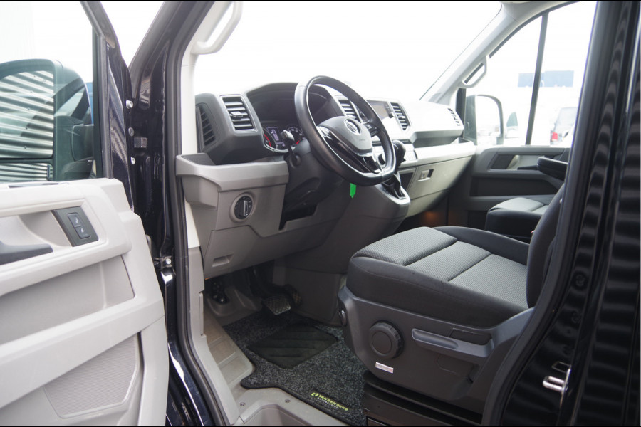 Volkswagen Crafter 35 2.0 TDI L3H3(L2H2) 177PK AUT. LED, ADAPT. CRUISE, STOELVERWARMING, STANDKACHEL, ERGO COMFORT STOEL GEV, CAMERA, NAVI, CLIMA,