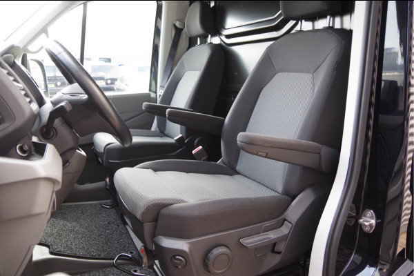 Volkswagen Crafter 35 2.0 TDI L3H3(L2H2) 177PK AUT. LED, ADAPT. CRUISE, STOELVERWARMING, STANDKACHEL, ERGO COMFORT STOEL GEV, CAMERA, NAVI, CLIMA,