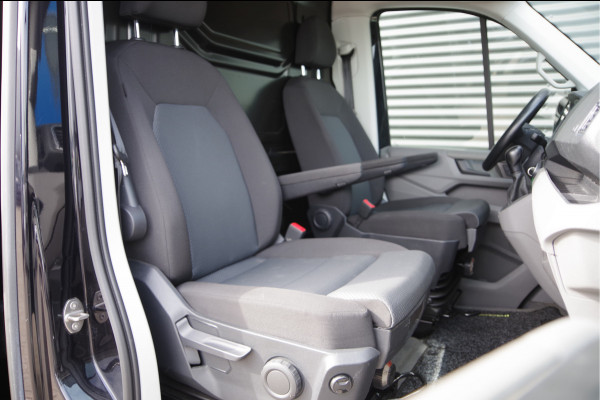 Volkswagen Crafter 35 2.0 TDI L3H3(L2H2) 177PK AUT. LED, ADAPT. CRUISE, STOELVERWARMING, STANDKACHEL, ERGO COMFORT STOEL GEV, CAMERA, NAVI, CLIMA,