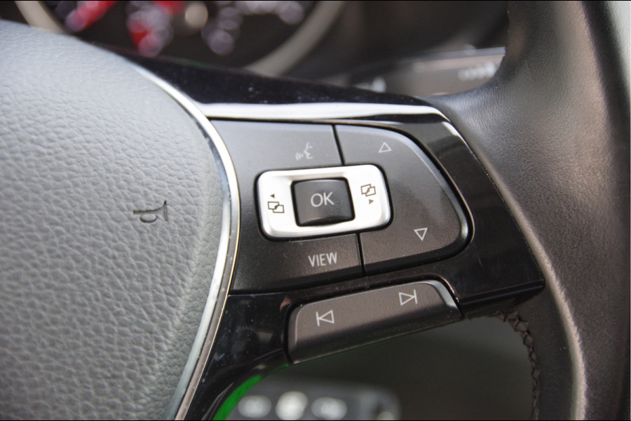 Volkswagen Crafter 35 2.0 TDI L3H3(L2H2) 177PK AUT. LED, ADAPT. CRUISE, STOELVERWARMING, STANDKACHEL, ERGO COMFORT STOEL GEV, CAMERA, NAVI, CLIMA,