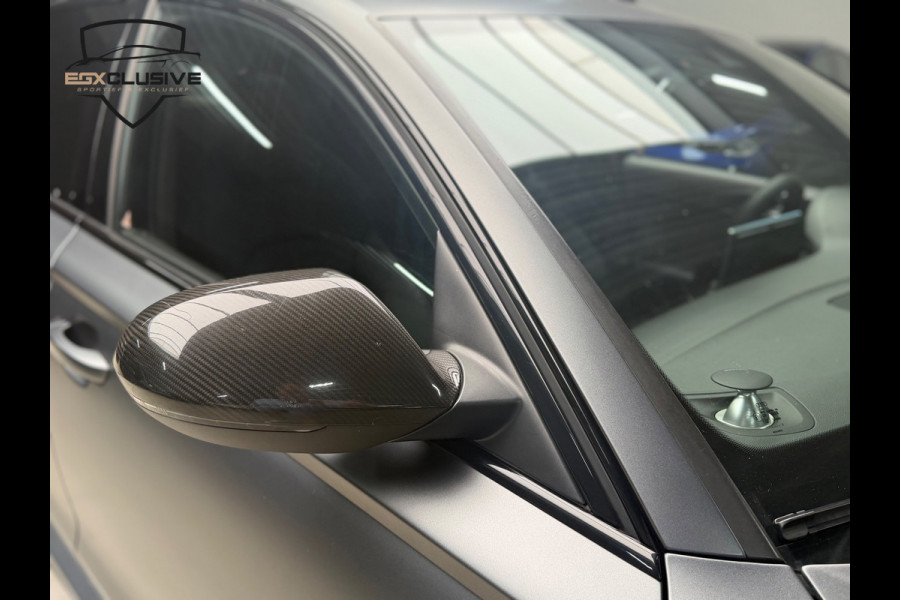 Audi RS6 4.0 TFSI Quattro Performance Akrapovic/Ceramic/Pano/B&O/Night/Pro Line Plus