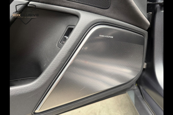 Audi RS6 4.0 TFSI Quattro Performance Akrapovic/Ceramic/Pano/B&O/Night/Pro Line Plus