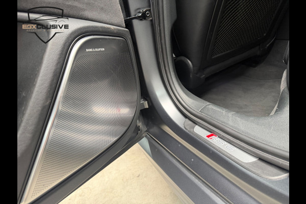 Audi RS6 4.0 TFSI Quattro Performance Akrapovic/Ceramic/Pano/B&O/Night/Pro Line Plus