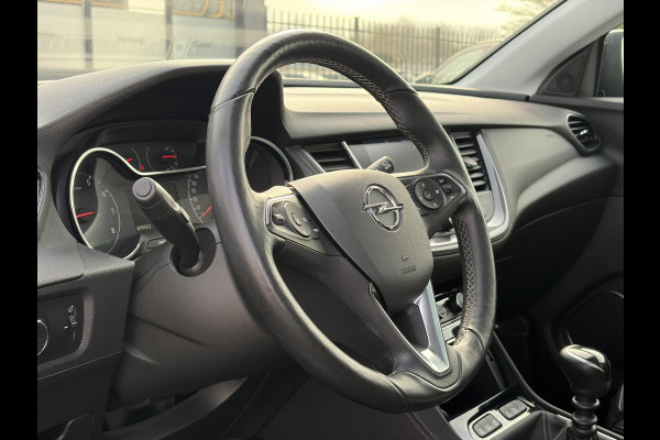 Opel Grandland X 1.2 Turbo Ultimate 1e Eigenaar,360° Camera,Pano,Navi,Stoelverw,Keyless,Rijstrooksensor,BSD,131pk,6 Bak,N.A.P,Pdc V+A,Lm velgen,Halfleder,Dealer Onderhouden,Net beurt gehad,Apk tot 01-2027