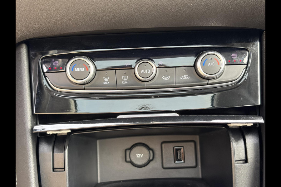 Opel Grandland X 1.2 Turbo Ultimate 1e Eigenaar,360° Camera,Pano,Navi,Stoelverw,Keyless,Rijstrooksensor,BSD,131pk,6 Bak,N.A.P,Pdc V+A,Lm velgen,Halfleder,Dealer Onderhouden,Net beurt gehad,Apk tot 01-2027