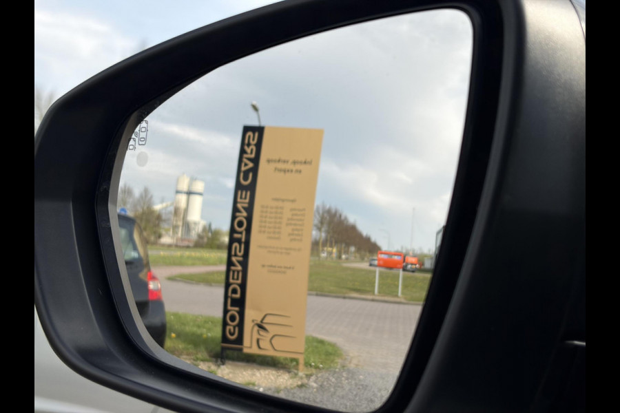 Opel Grandland X 1.2 Turbo Ultimate 1e Eigenaar,360° Camera,Pano,Navi,Stoelverw,Keyless,Rijstrooksensor,BSD,131pk,6 Bak,N.A.P,Pdc V+A,Lm velgen,Halfleder,Dealer Onderhouden,Net beurt gehad,Apk tot 01-2027