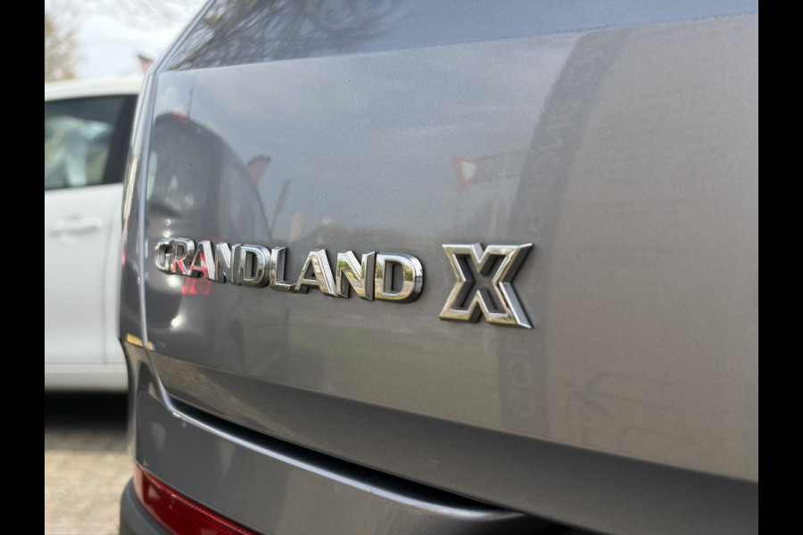 Opel Grandland X 1.2 Turbo Ultimate 1e Eigenaar,360° Camera,Pano,Navi,Stoelverw,Keyless,Rijstrooksensor,BSD,131pk,6 Bak,N.A.P,Pdc V+A,Lm velgen,Halfleder,Dealer Onderhouden,Net beurt gehad,Apk tot 01-2027