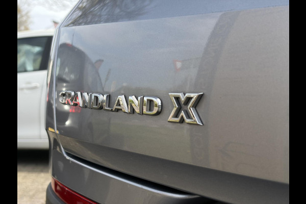 Opel Grandland X 1.2 Turbo Ultimate 1e Eigenaar,360° Camera,Pano,Navi,Stoelverw,Keyless,Rijstrooksensor,BSD,131pk,6 Bak,N.A.P,Pdc V+A,Lm velgen,Halfleder,Dealer Onderhouden,Net beurt gehad,Apk tot 01-2027