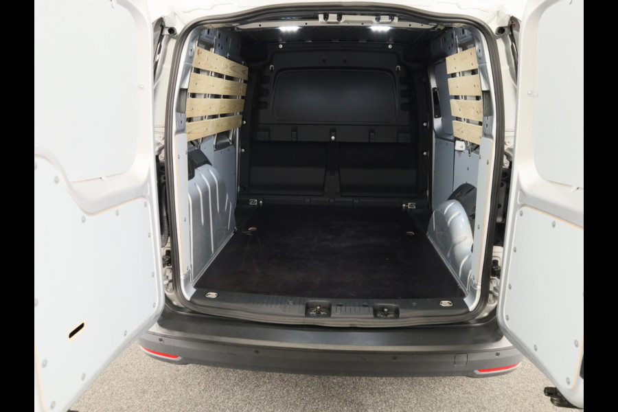 Volkswagen Caddy Cargo 2.0 TDI 102 pk | Verlengde garantie | Navigatie via App | Parkeersensoren achter | Cruise control | Apple Carplay/Android Auto |