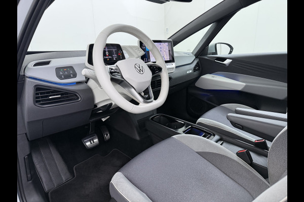 Volkswagen ID.3 First Plus 62kWh Navi-Pro Camera Matrix-Led/Dynamisch Adap.Cruise 19" Apple Carplay Android SOH 92% Ecc Pdc Stoel+Stuurverwarming Lmv Keyless advanced Zwarte-Hemel Wifi DAB Regen-Lichtsensor Isofix Zeer complete 1st Plus!